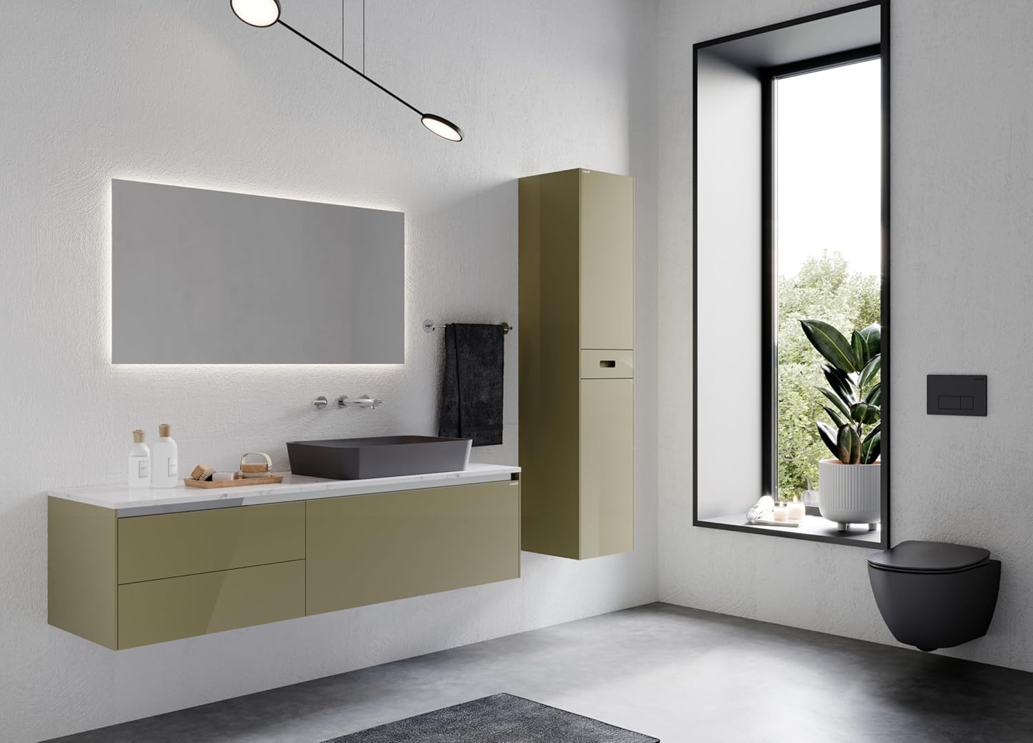 Mattschwarzes wandhängendes WC mit wandmontierter Unterputz-Betätigungsplatte, modernes minimalistisches Badezimmer mit Fensterfront